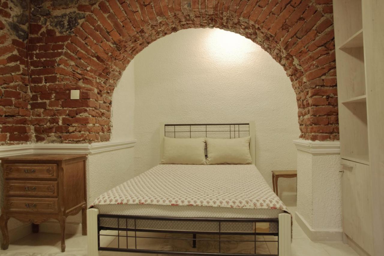 Interhost Guest Rooms And Apartments Σόφια Εξωτερικό φωτογραφία